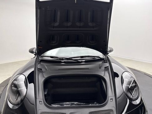 Certified 2025 Porsche 911 GT3 RWD image 13