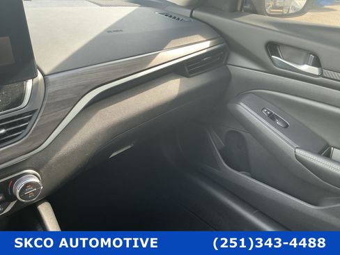 Used 2025 Nissan Altima 2.5 SV w/ SV Special Edition Package FWD image 24