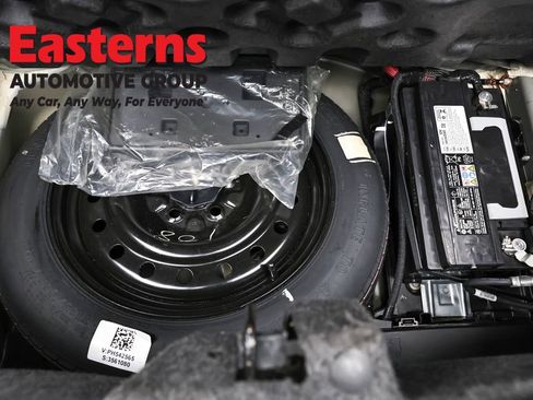 Used 2023 Dodge Challenger SXT image 22