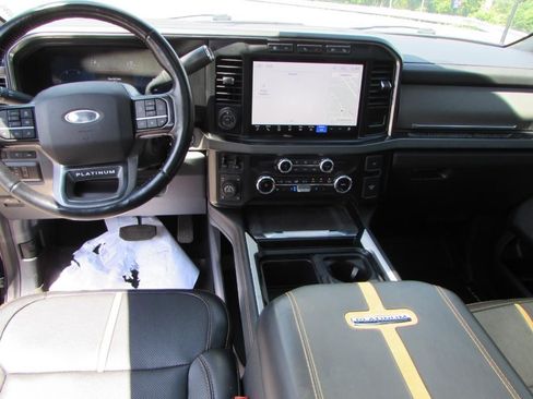 Used 2024 Ford F350 Platinum w/ Tremor Off-Road Package image 32