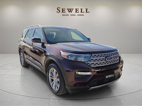 Used 2023 Ford Explorer Limited w/ Limited Technology Package image 6