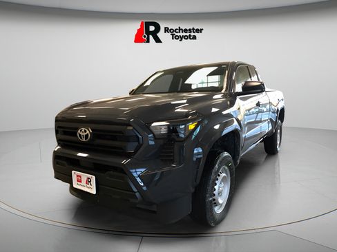 Used 2025 Toyota Tacoma SR RWD image 7