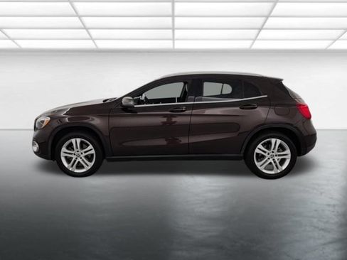 Used 2018 Mercedes-Benz GLA 250 4MATIC image 5