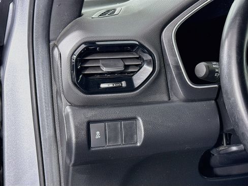 Certified 2025 Honda Pilot Sport image 10