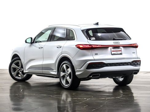 New 2025 Audi Q5 Prestige image 12