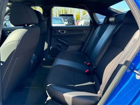 Used 2022 Honda Civic Sport image 9