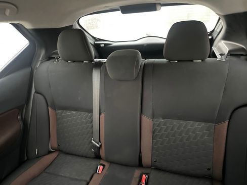 Used 2023 Nissan Kicks SR image 17