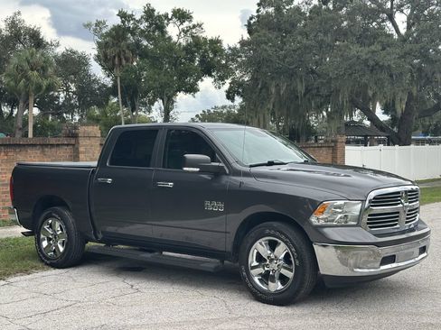 Used 2017 RAM 1500 Big Horn RWD image 5