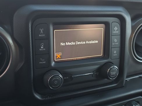 Used 2020 Jeep Wrangler Unlimited Sport S image 26