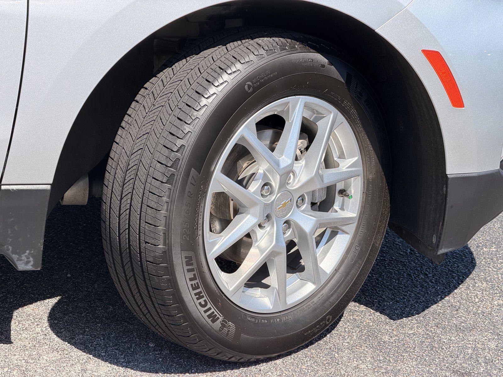 Used 2022 Chevrolet Equinox LT FWD image 5