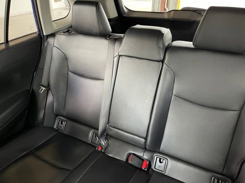 Certified 2023 Toyota Corolla Cross XLE image 18