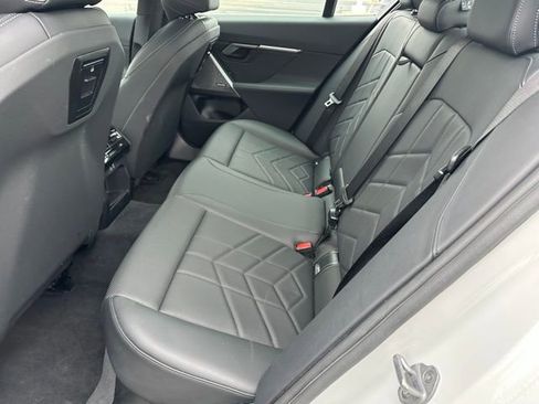 Used 2025 BMW 530i xDrive w/ Premium Package AWD/4WD image 11
