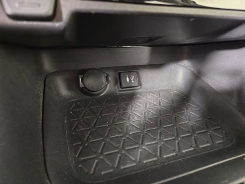 Used 2019 Toyota RAV4 XLE Premium w/ All Weather Liner Package image 26