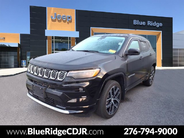 Used 2024 Jeep Compass Limited w/ Elite Group AWD/4WD image 1