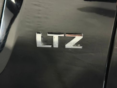 Used 2007 Chevrolet Avalanche LTZ w/ LTZ Preferred Equipment Group AWD/4WD image 11