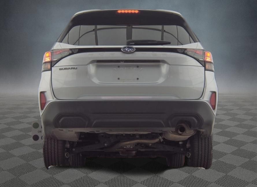 Used 2025 Subaru Forester Premium AWD/4WD image 7
