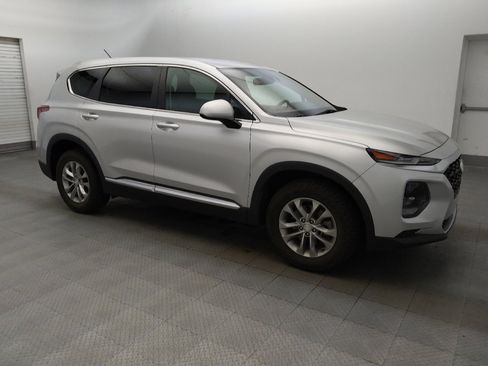 Used 2019 Hyundai Santa Fe SE AWD/4WD image 11