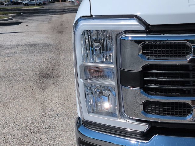 New 2027 Ford F350 XL w/ XL Chrome Package AWD/4WD image 10