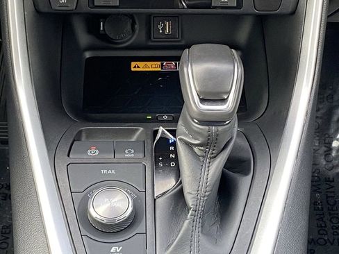 Certified 2023 Toyota RAV4 XSE AWD/4WD image 34