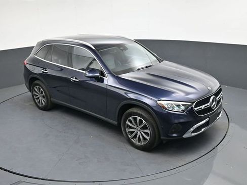 Used 2024 Mercedes-Benz GLC 300 image 21