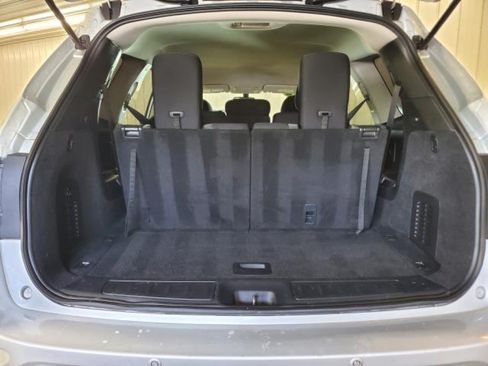 Used 2019 Nissan Pathfinder S AWD/4WD image 7