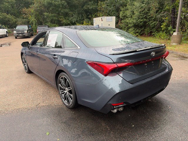 Used 2020 Toyota Avalon XSE w/ Carpet Mat Package FWD image 4