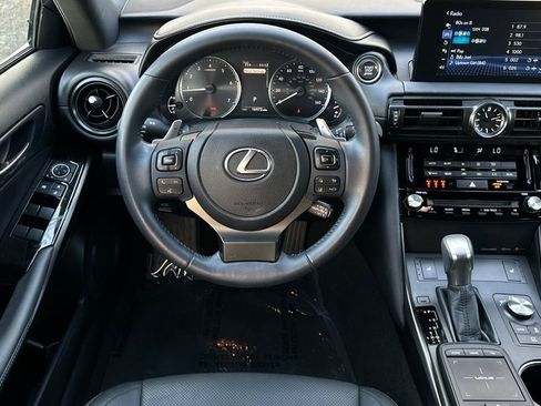 Used 2024 Lexus IS 300 image 16