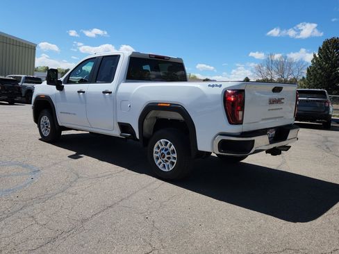 Used 2025 GMC Sierra 2500 Pro w/ Convenience Package AWD/4WD image 10