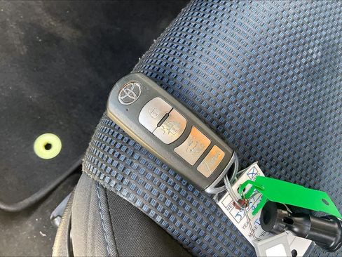 Used 2018 Toyota Yaris iA FWD image 14