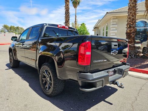 Used 2019 Chevrolet Colorado Z71 w/ Z71 Midnight Edition AWD/4WD image 5