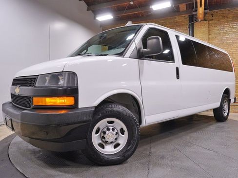 Used 2021 Chevrolet Express 3500 LS RWD image 1