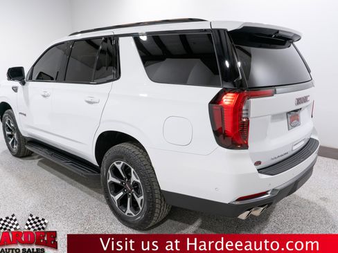Used 2025 GMC Yukon AT4 w/ Premium Trailering Package image 3