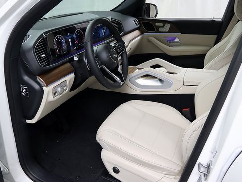 New 2025 Mercedes-Benz GLE 450 4MATIC image 11