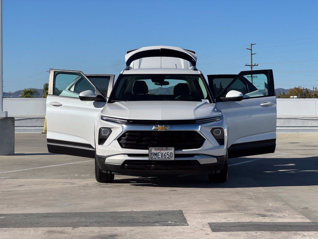 Used 2024 Chevrolet TrailBlazer LT FWD image 27