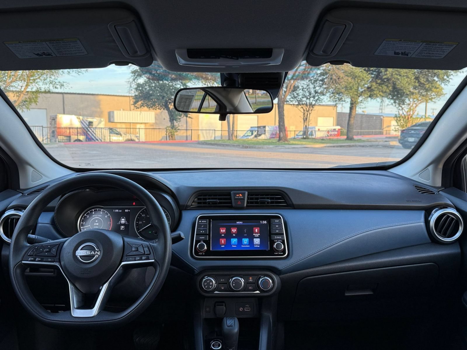 Used 2025 Nissan Versa SV FWD image 32
