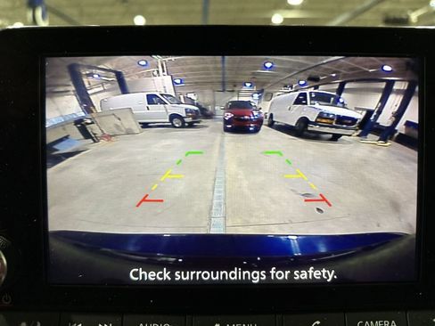 Used 2024 Nissan Rogue SV image 22