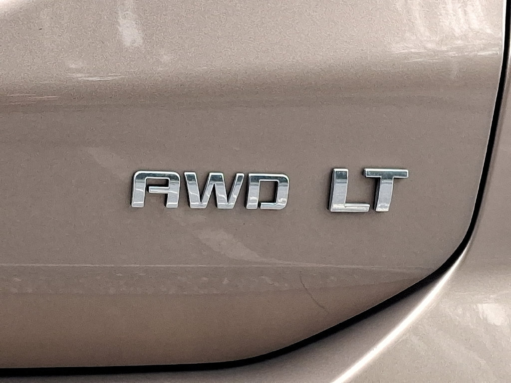 Used 2018 Chevrolet Equinox LT AWD/4WD image 10