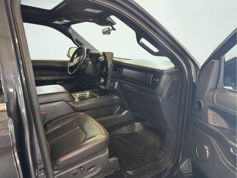 Used 2022 Ford Expedition Max Limited AWD/4WD image 17
