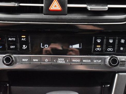 Certified 2025 Kia Seltos S FWD image 19