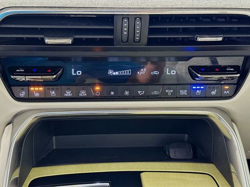 Used 2025 MAZDA CX-90 3.3 Turbo S w/ Premium Plus image 16