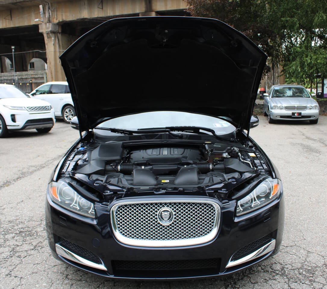 Used 2012 Jaguar XF RWD image 13
