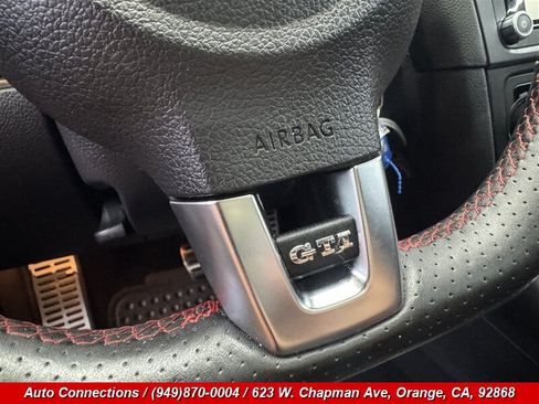 Used 2012 Volkswagen Golf 4-Door FWD image 18