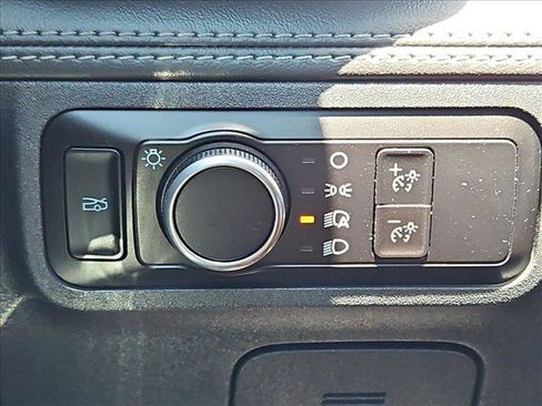 Used 2024 Ford Mustang GT Premium RWD image 17