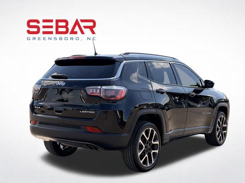 Used 2018 Jeep Compass Limited w/ Navigation Group AWD/4WD image 7