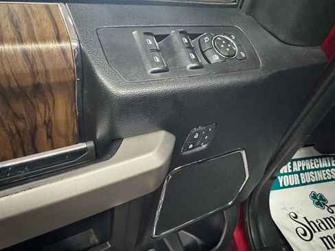 Used 2018 Ford F150 Lariat w/ Equipment Group 502A Luxury image 14