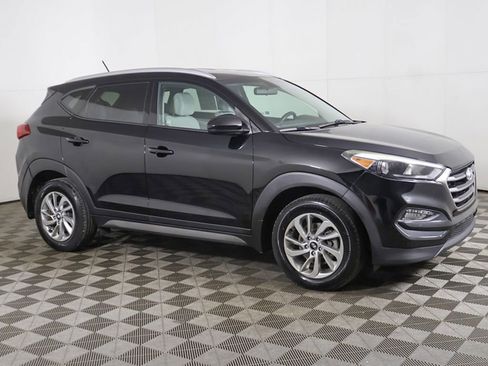 Used 2016 Hyundai Tucson SE w/ Option Group 02 AWD/4WD image 10