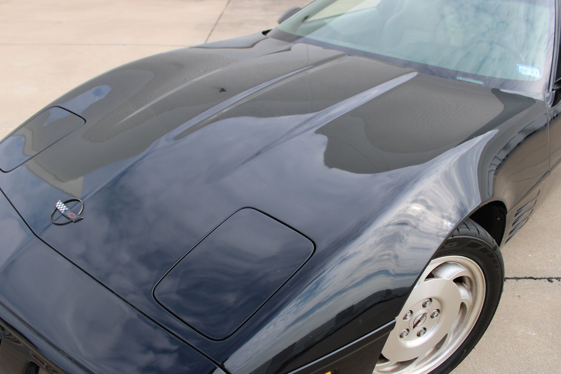 Used 1994 Chevrolet Corvette Coupe RWD image 36