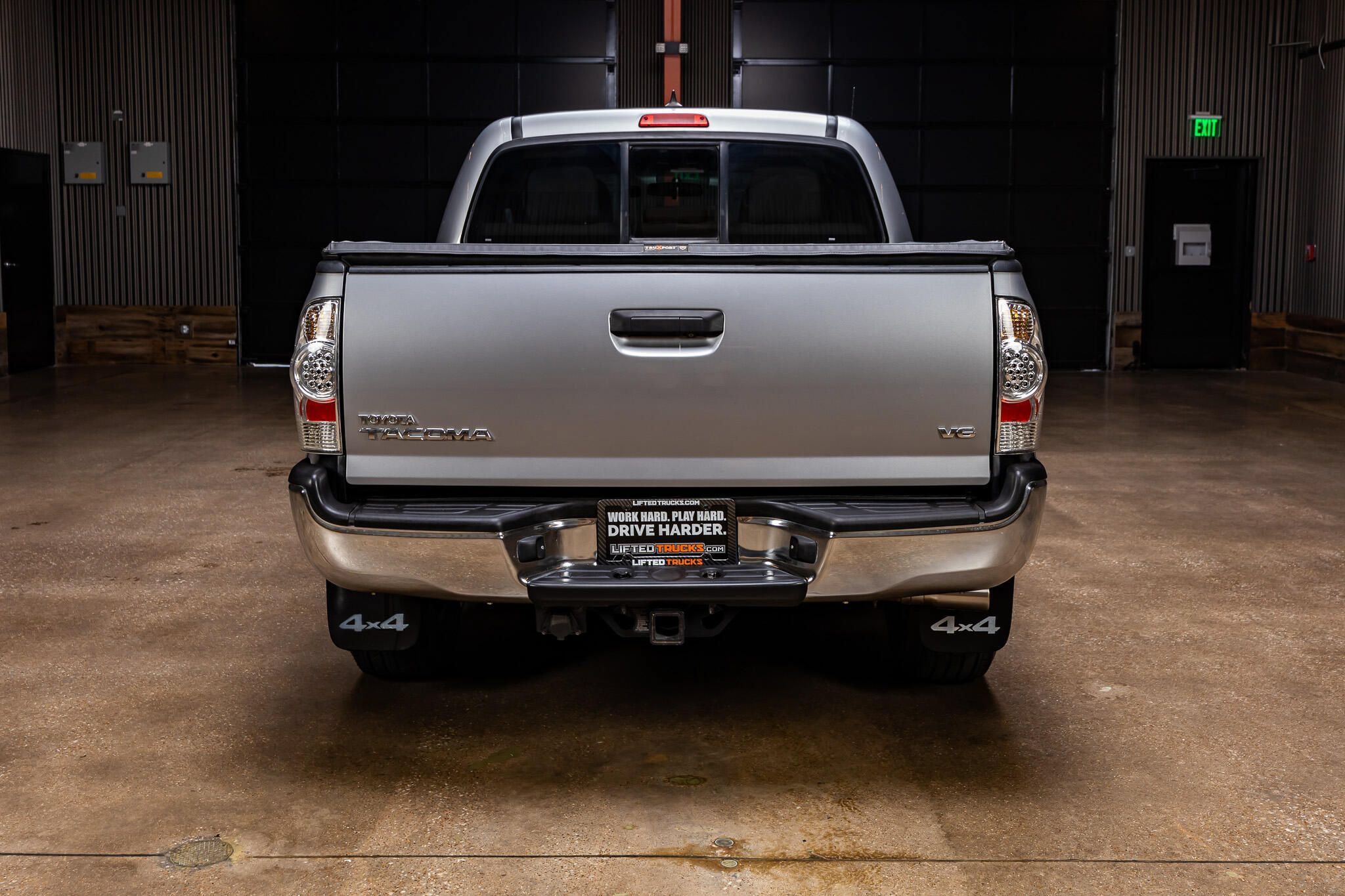 Used 2015 Toyota Tacoma 4x4 Double Cab w/ TRD Off-Road Package image 12