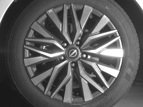 Used 2025 Nissan Altima 2.5 SV FWD image 12