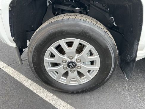 Used 2024 Toyota Tacoma SR5 image 30